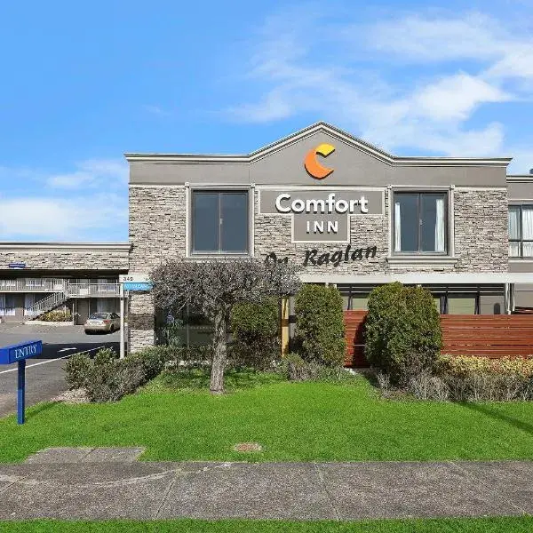 Comfort Inn On Raglan to Melbourne Airport premium and luxurious chauffeur service
