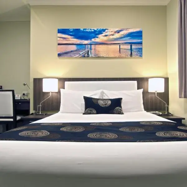 Park Squire Motor Inn & Serviced Apartments to Melbourne Airport premium and luxurious chauffeur service