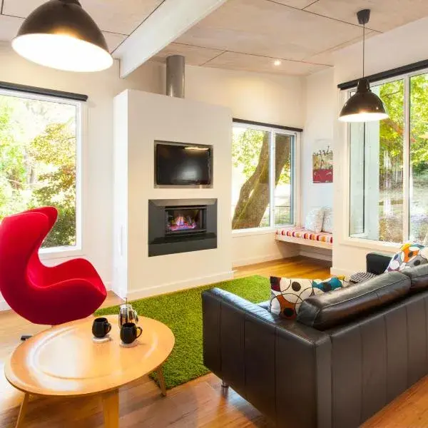 The Gallery Olinda to Melbourne Airport premium and luxurious chauffeur service