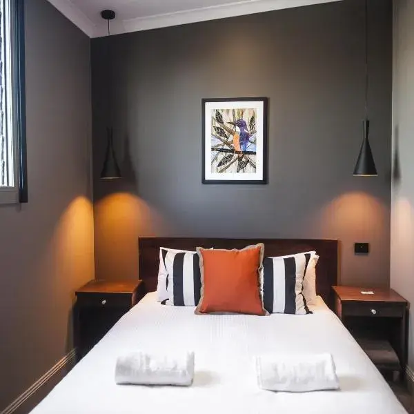 Criterion Hotel Sale to Melbourne Airport premium and luxurious chauffeur service