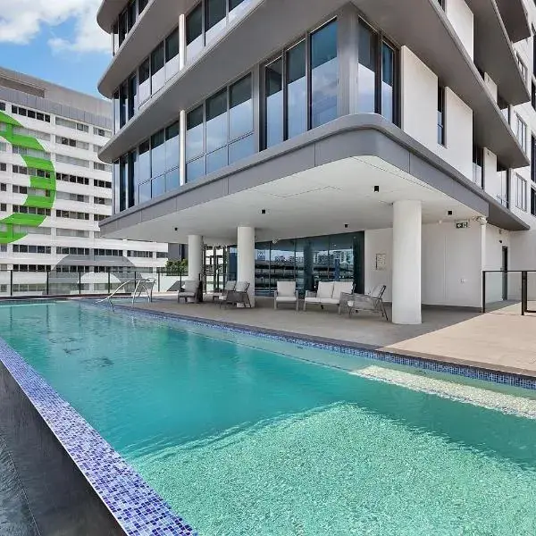 Kooii Apartments to Brisbane Airport (BNE) premium and luxurious chauffeur service