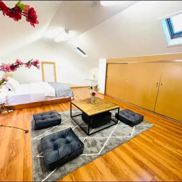 SPR House Chatswood 3 bedrooms - 1 to Sydney Airport (SYD) premium and luxurious chauffeur service