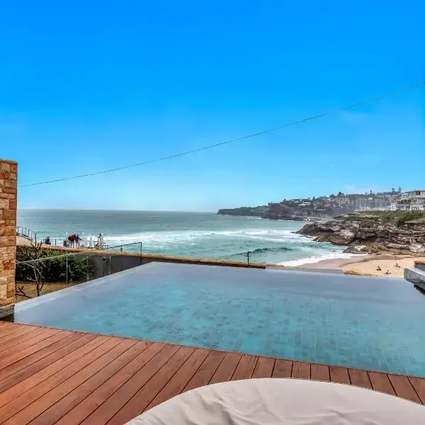 Tamarama Apartments to Sydney Airport (SYD) premium and luxurious chauffeur service