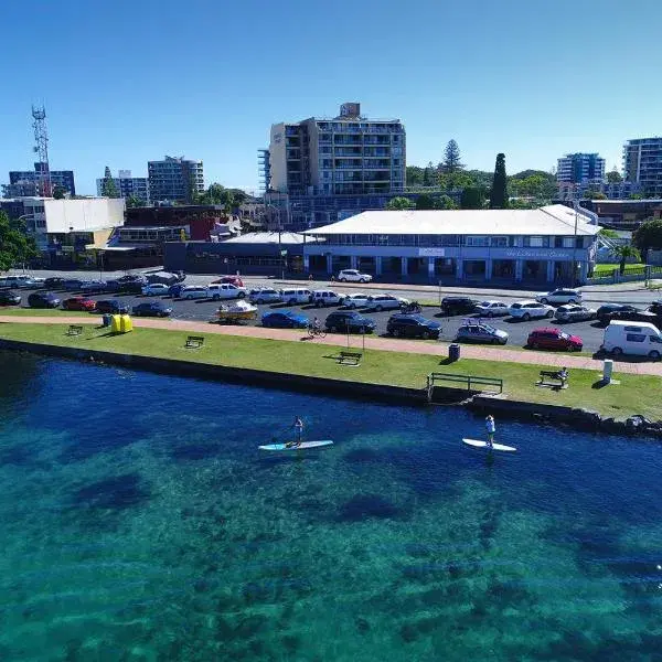 Lakes and Ocean Hotel Forster to Sydney Airport (SYD) premium and luxurious chauffeur service