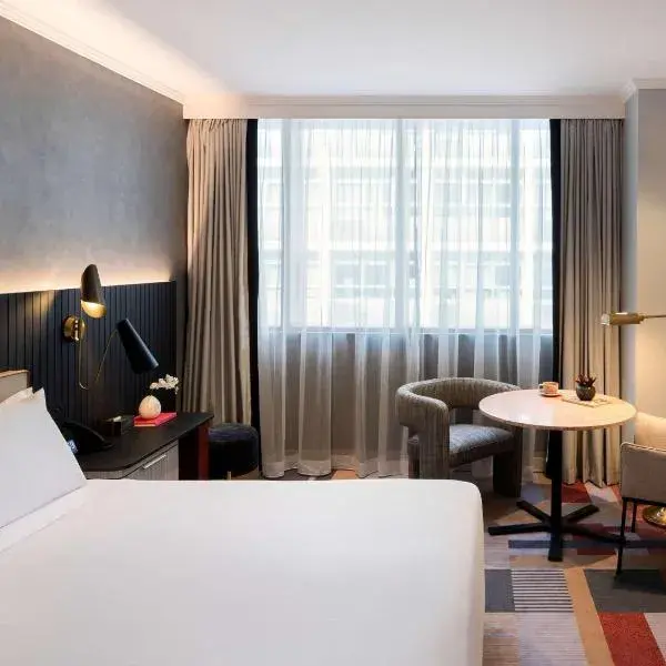 The Sebel Sydney Martin Place to Sydney Airport (SYD) premium and luxurious chauffeur service