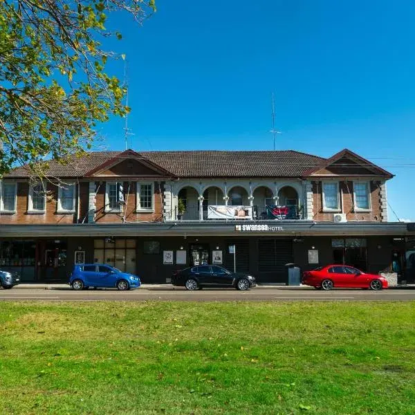 Swansea Hotel to Sydney Airport (SYD) premium and luxurious chauffeur service