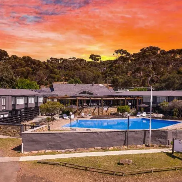 Mercure Kangaroo Island Lodge to Adelaide Airport (ADL) premium and luxurious chauffeur service
