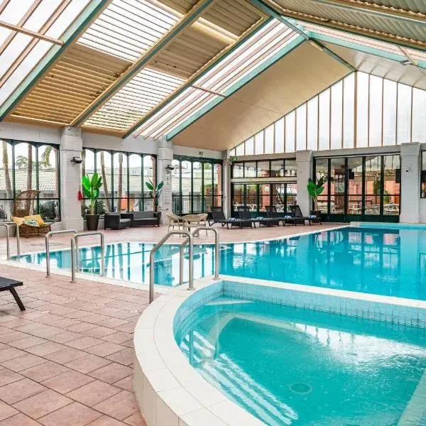 All Seasons Resort Hotel Bendigo to Melbourne Airport premium and luxurious chauffeur service