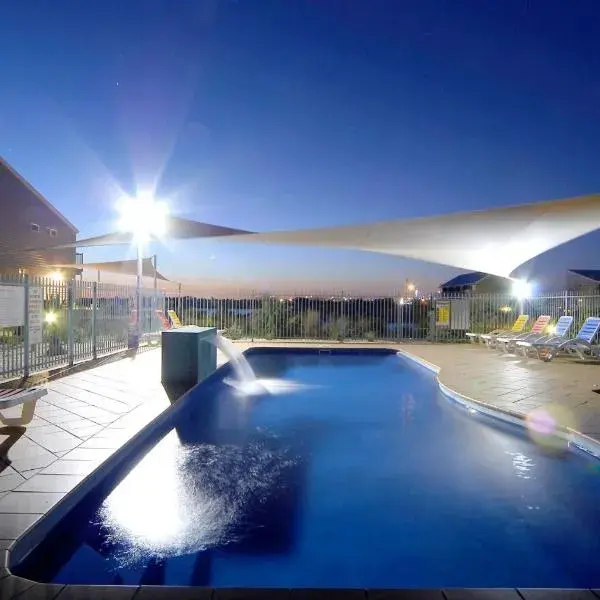 Quest Williamstown North to Melbourne Airport premium and luxurious chauffeur service