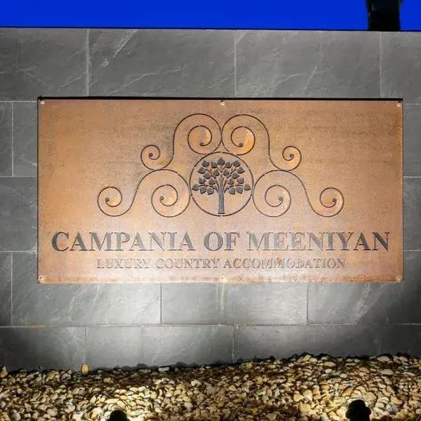 Campania Spa Suite 1 to Melbourne Airport premium and luxurious chauffeur service