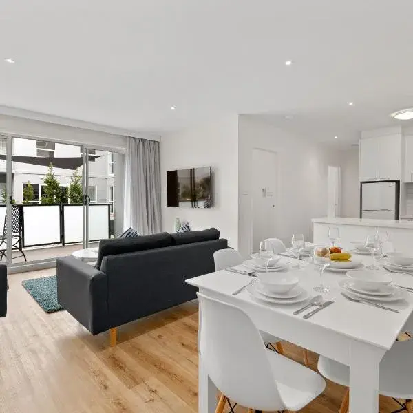 Burwood Serviced Apartments to Melbourne Airport premium and luxurious chauffeur service
