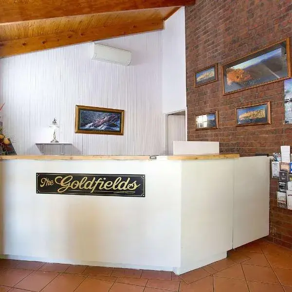 Goldfields Motel to Melbourne Airport premium and luxurious chauffeur service