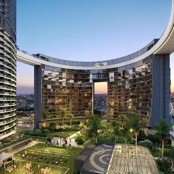 Queen's Wharf Residences to Brisbane Airport (BNE) premium and luxurious chauffeur service