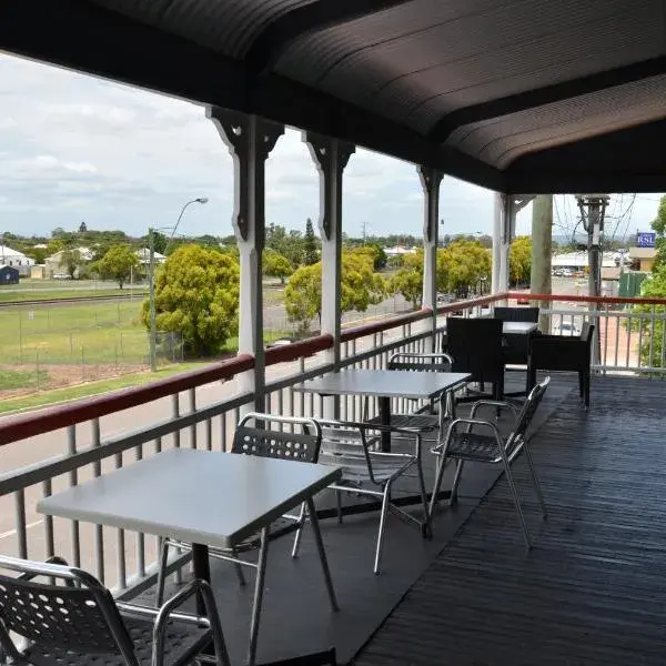 Royal Gatton Hotel to Brisbane Airport (BNE) premium and luxurious chauffeur service