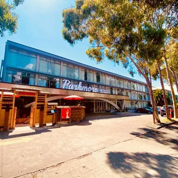 The Parkmore Hotel to Melbourne Airport premium and luxurious chauffeur service