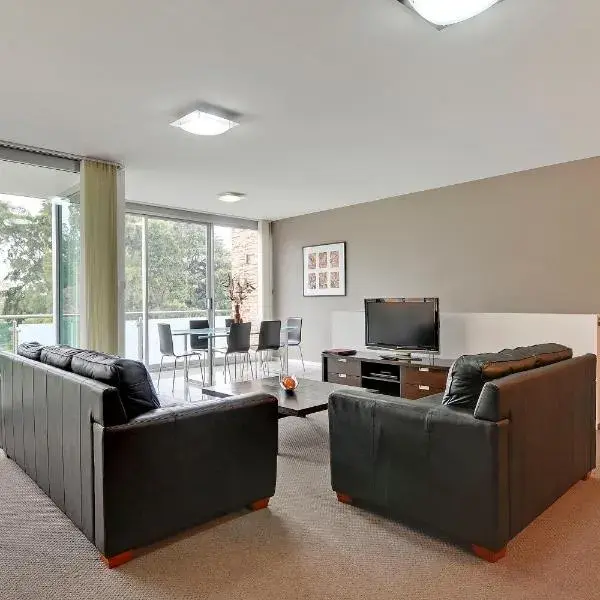 Traralgon Serviced Apartments to Melbourne Airport premium and luxurious chauffeur service
