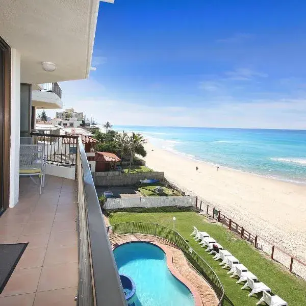Spindrift on the Beach - Absolute Beachfront to Brisbane Airport (BNE) premium and luxurious chauffeur service