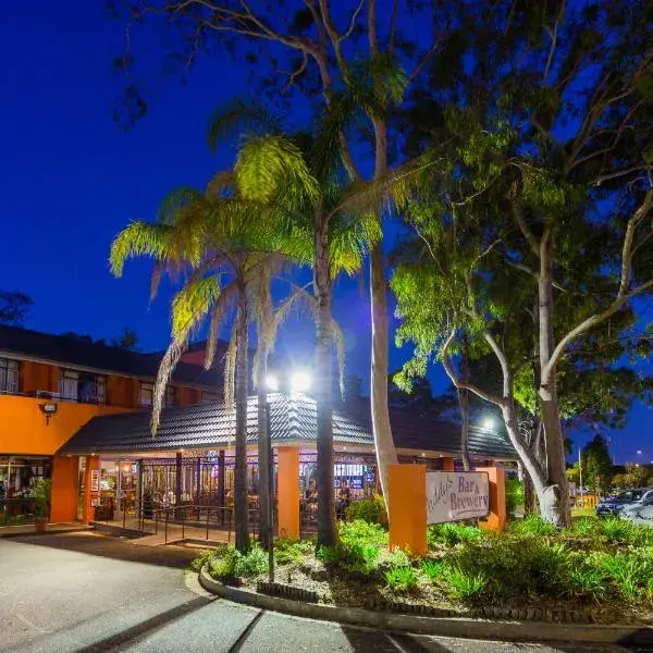 Markets Hotel to Sydney Airport (SYD) premium and luxurious chauffeur service