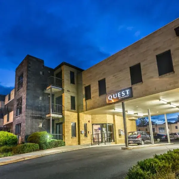 Quest Warrnambool to Melbourne Airport premium and luxurious chauffeur service