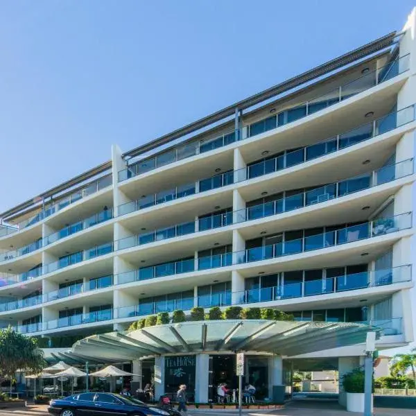 The Dunes Cotton Tree to Brisbane Airport (BNE) premium and luxurious chauffeur service