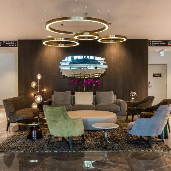 The Branksome Hotel & Residences to Sydney Airport (SYD) premium and luxurious chauffeur service
