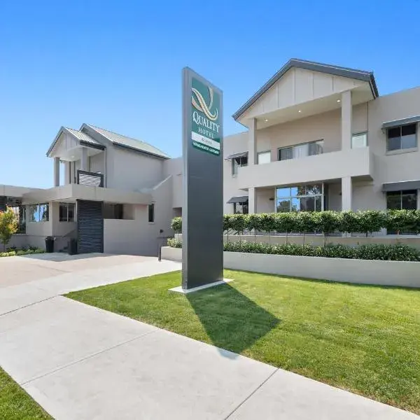 Quality Hotel Wangaratta Gateway to Melbourne Airport premium and luxurious chauffeur service