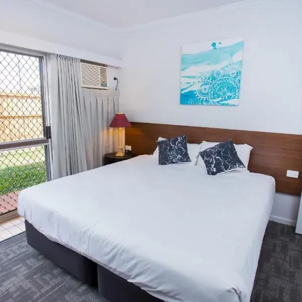 Wilsonton Hotel Toowoomba to Brisbane Airport (BNE) premium and luxurious chauffeur service