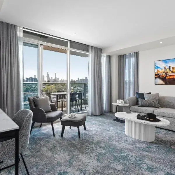 Punthill South Yarra Grand to Melbourne Airport premium and luxurious chauffeur service