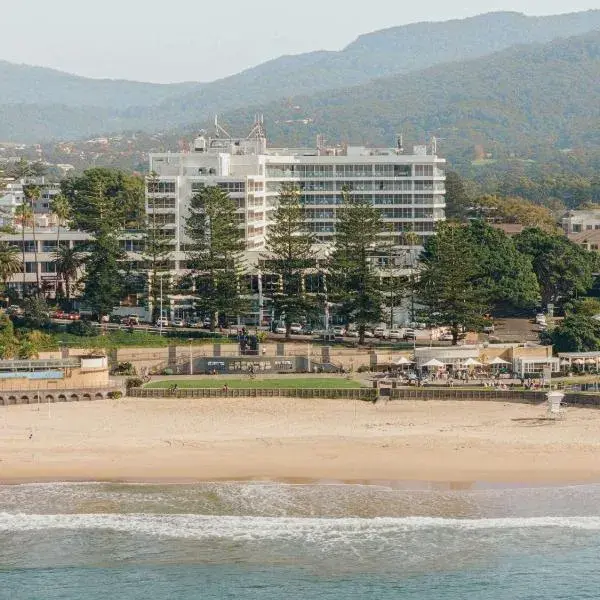 Novotel Wollongong Northbeach to Sydney Airport (SYD) premium and luxurious chauffeur service