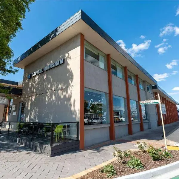 Comfort Inn Capital Horsham to Melbourne Airport premium and luxurious chauffeur service