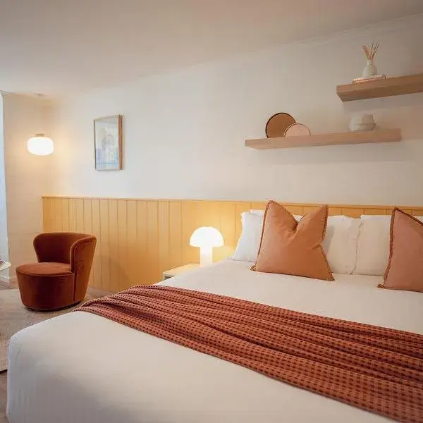 Sunnymead Hotel to Melbourne Airport premium and luxurious chauffeur service
