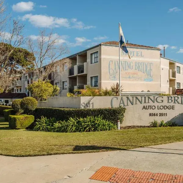 Canning Bridge Auto Lodge to Perth Airport (PER) premium and luxurious chauffeur service