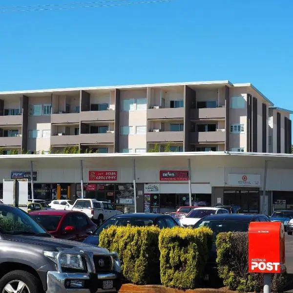 Laguna Serviced Apartments to Brisbane Airport (BNE) premium and luxurious chauffeur service
