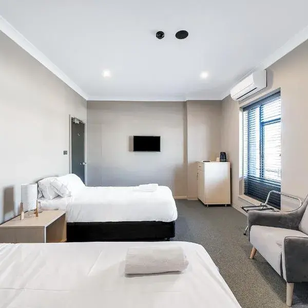 Illinois Hotel to Melbourne Airport premium and luxurious chauffeur service