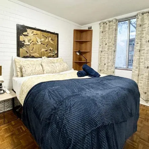 Central Subiaco Oasis 1 Bedroom Unit to Perth Airport (PER) premium and luxurious chauffeur service