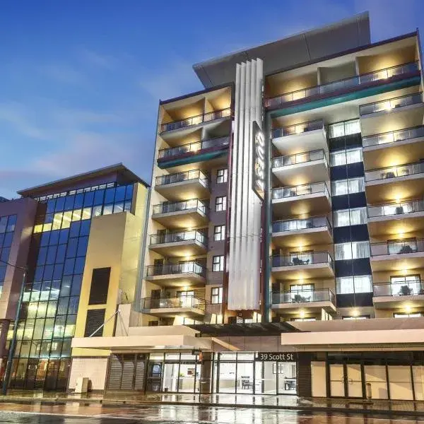 Quest Liverpool to Sydney Airport (SYD) premium and luxurious chauffeur service