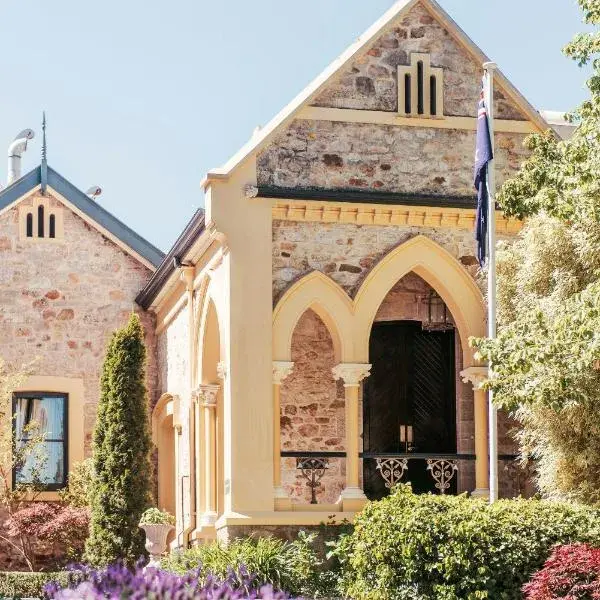 Mount Lofty House & Estate Adelaide Hills to Adelaide Airport (ADL) premium and luxurious chauffeur service
