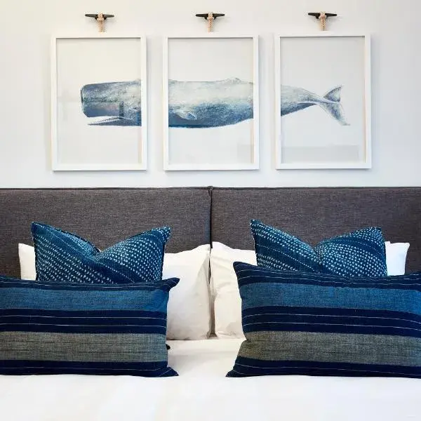 The Clovelly Hotel to Sydney Airport (SYD) premium and luxurious chauffeur service