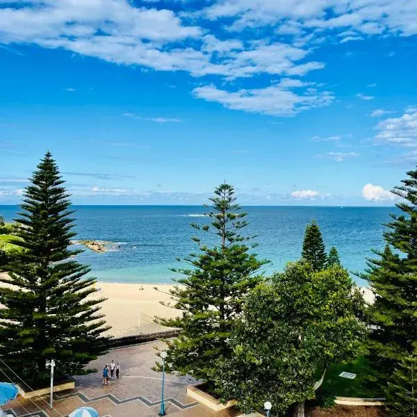 Coogee Sands Hotel & Apartments to Sydney Airport (SYD) premium and luxurious chauffeur service