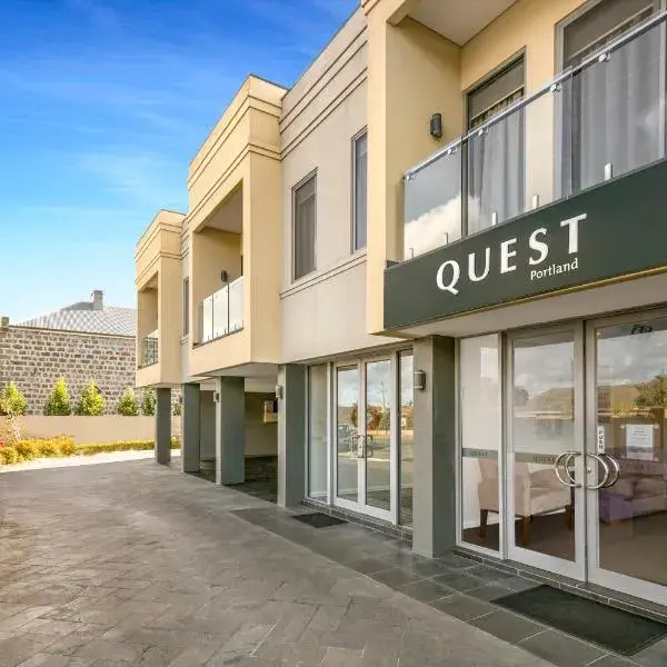 Quest Portland to Melbourne Airport premium and luxurious chauffeur service