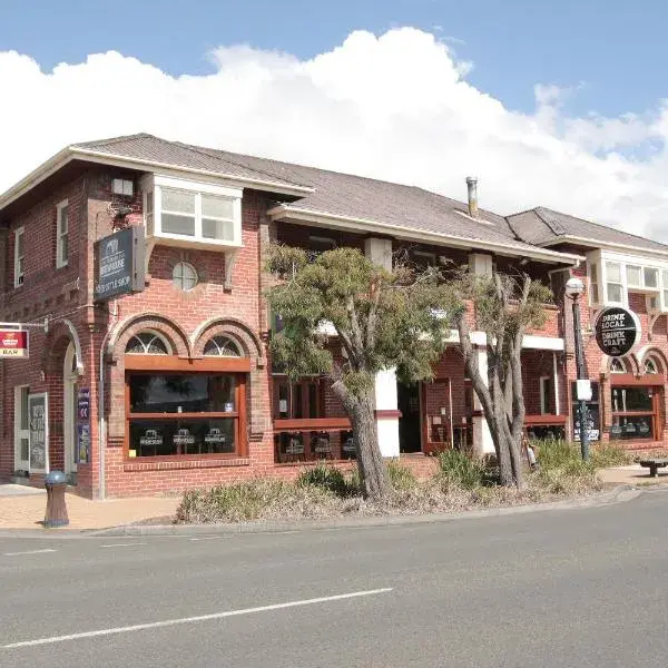 Great Ocean Road Brewhouse Apollo Bay to Melbourne Airport premium and luxurious chauffeur service