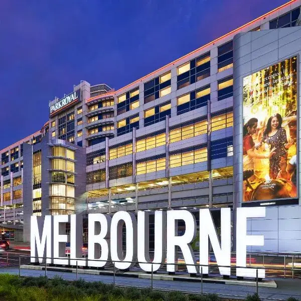 PARKROYAL Melbourne Airport to Melbourne Airport premium and luxurious chauffeur service
