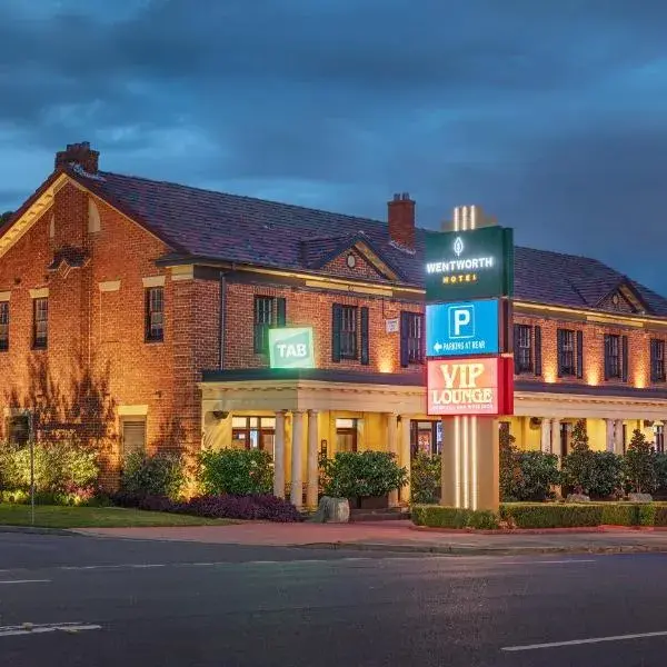 Wentworth Hotel to Sydney Airport (SYD) premium and luxurious chauffeur service