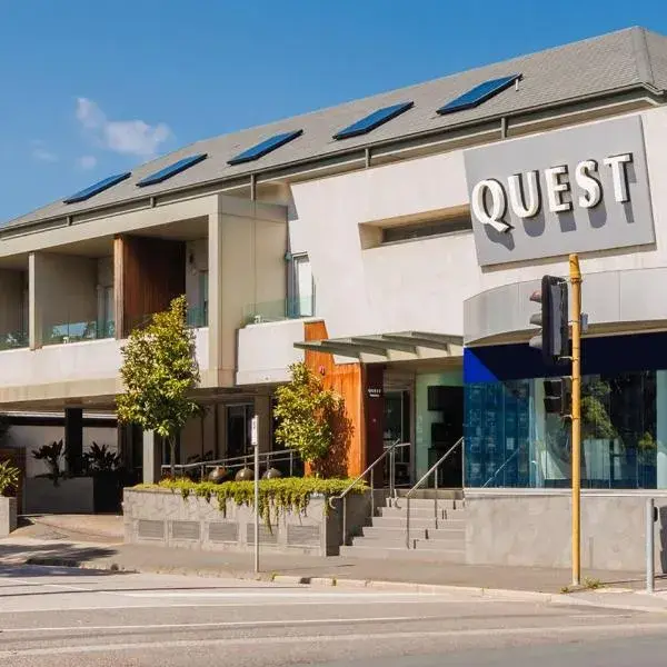 Quest Brighton on the Bay to Melbourne Airport premium and luxurious chauffeur service