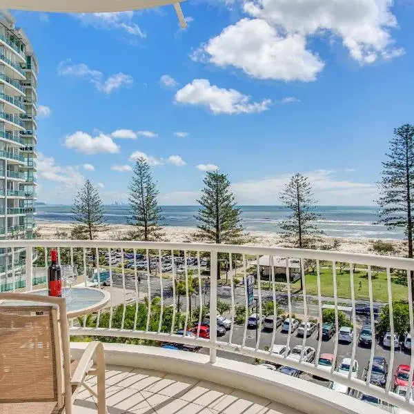 Kirra Beach Apartments to Brisbane Airport (BNE) premium and luxurious chauffeur service