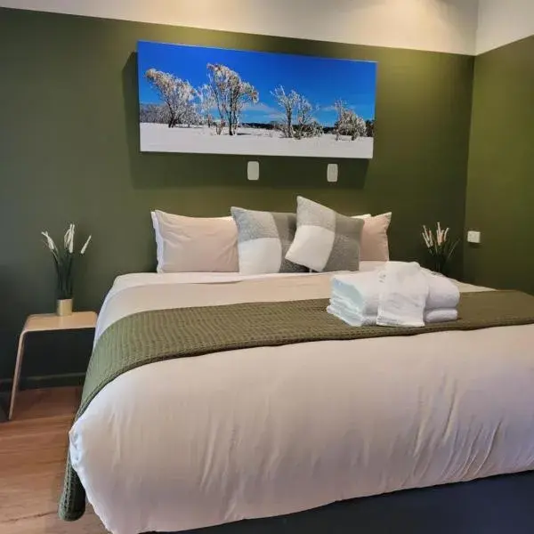The Bright Motor Inn to Melbourne Airport premium and luxurious chauffeur service