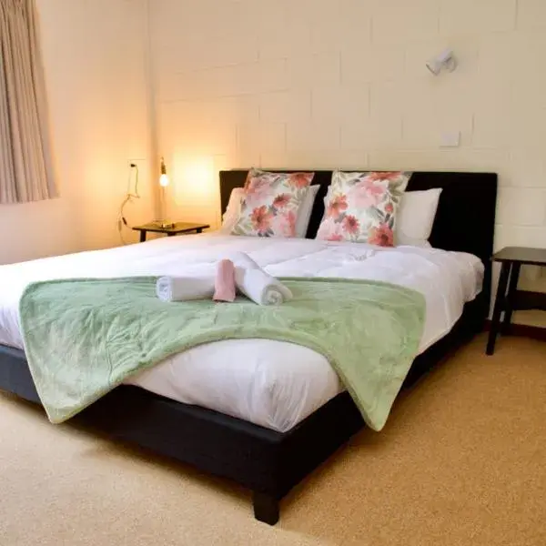 Green Gables Motel in Warburton to Melbourne Airport premium and luxurious chauffeur service