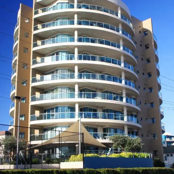 Sails Apartments to Sydney Airport (SYD) premium and luxurious chauffeur service