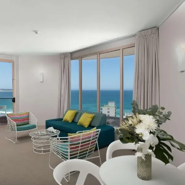 Rydges Cronulla Beachside to Sydney Airport (SYD) premium and luxurious chauffeur service