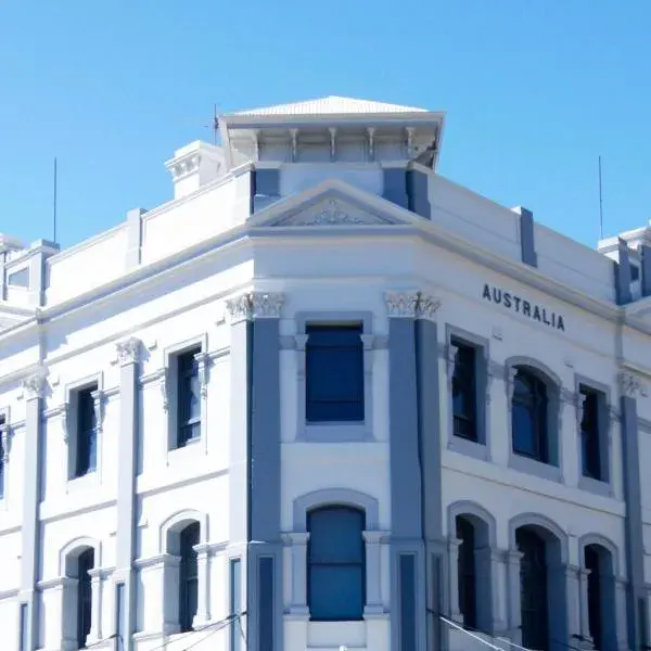 Australia Hotel Fremantle to Perth Airport (PER) premium and luxurious chauffeur service